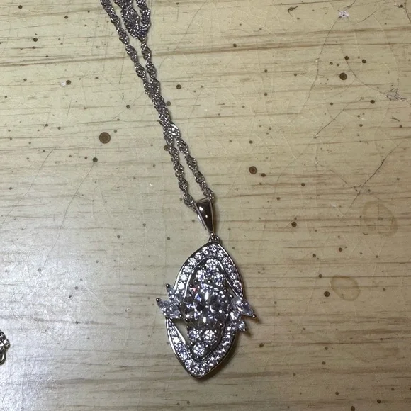 .925 Necklace & .925 Pendant - Picture 1 of 7